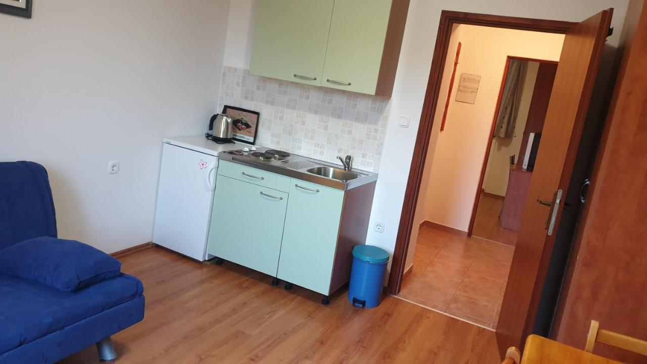 Apartments Rosa Mali Losinj Ngoại thất bức ảnh